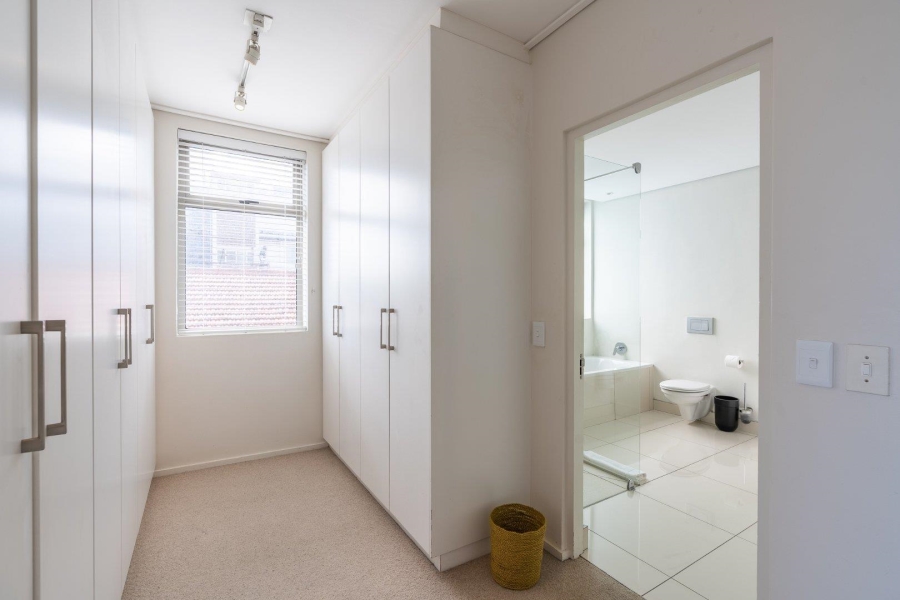 2 Bedroom Property for Sale in Green Point Western Cape